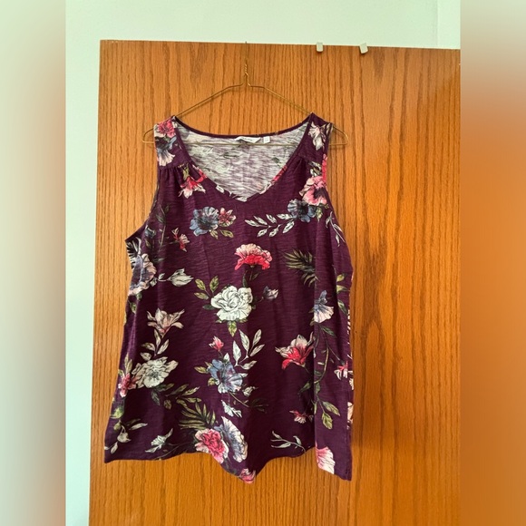 Ladies sized large Reitmans tank top - Picture 3 of 3